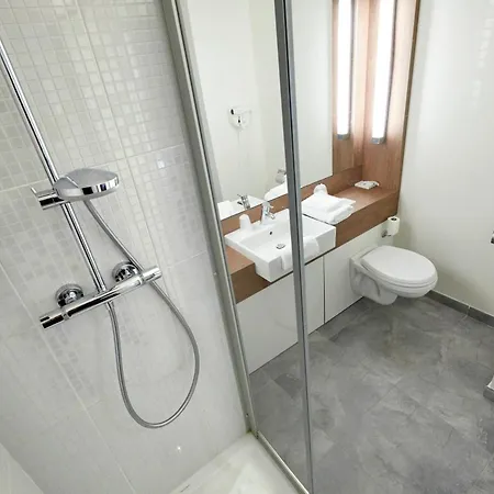 Hotel Campanile Nature - Saint Christophe Cergy