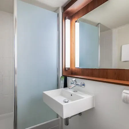 Campanile Saint-christophe Hotel
