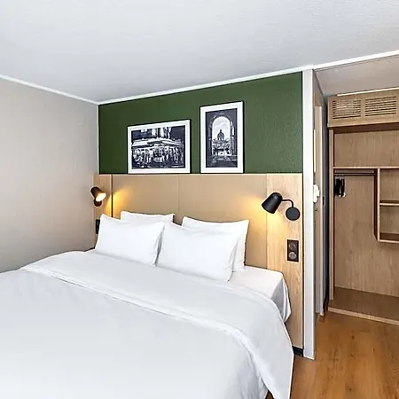 Hotel Campanile Nature - Saint Christophe 3*
