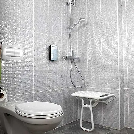 Campanile Nature - Saint Christophe 3* Cergy