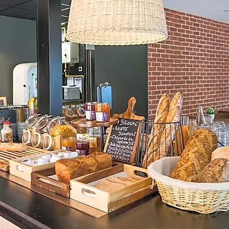 Hotel Campanile Nature - Saint Christophe 3*
