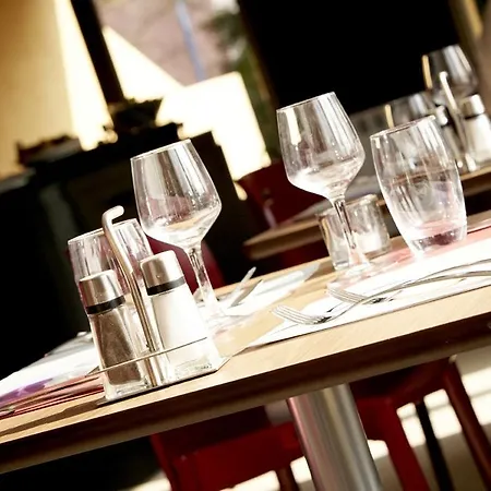 Campanile Saint-christophe Hotel