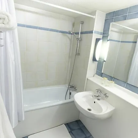 Hotel Campanile Nature - Saint Christophe