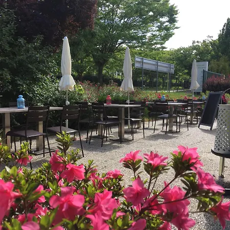Hotel Campanile Nature - Saint Christophe 3*